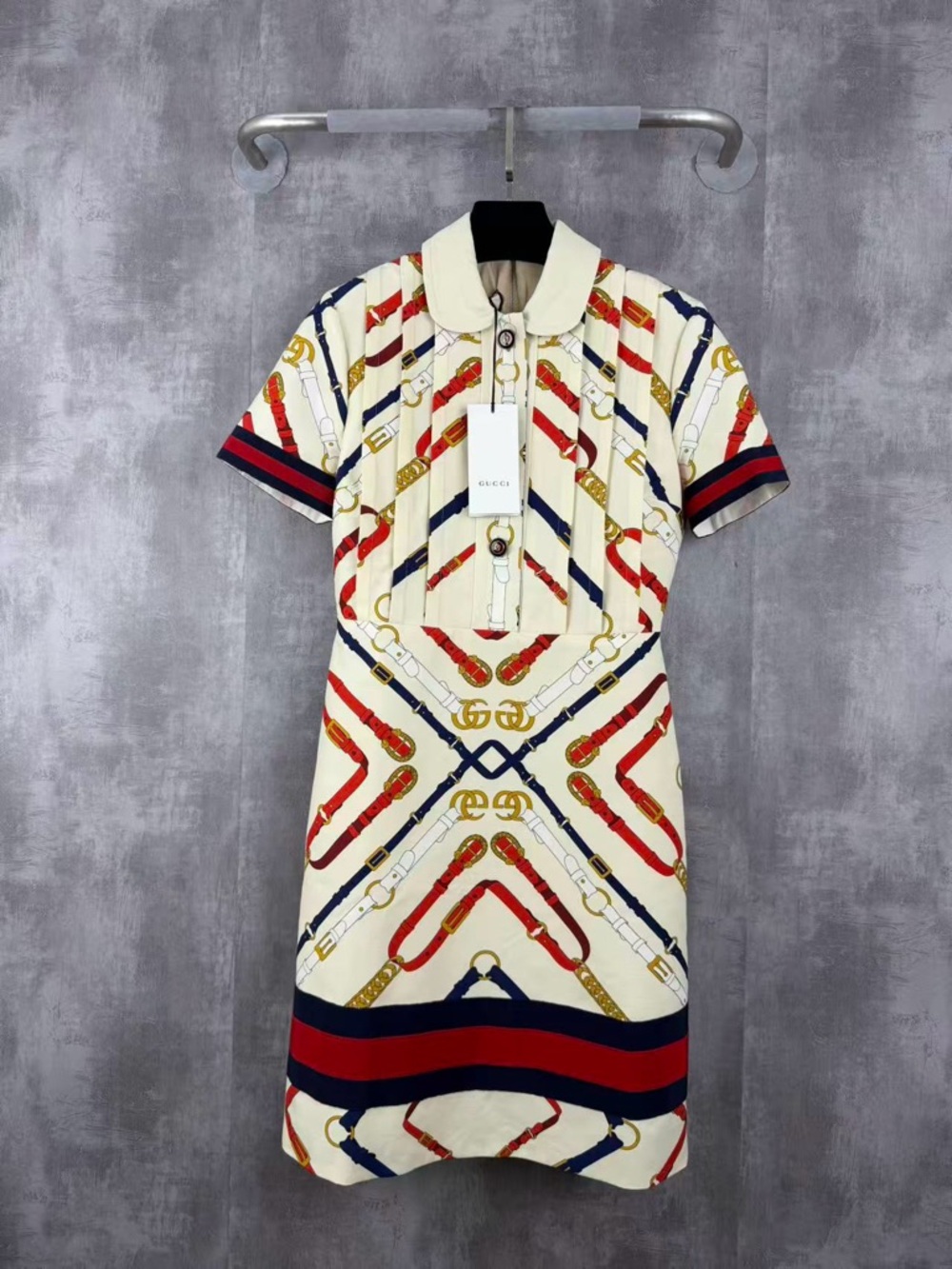 ❌sold❌Authentic Gucci Cream Mini Dress with Red, Navy & Gold Chain Print